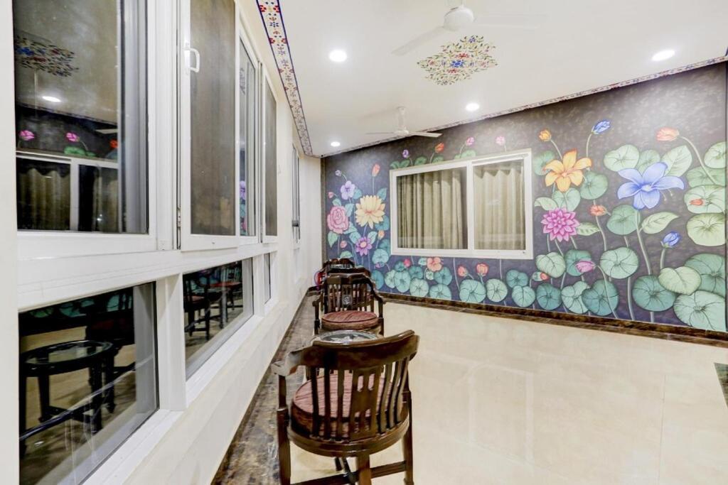 The Royal Ville Agra - Family & Corporate Hotel 外观 照片